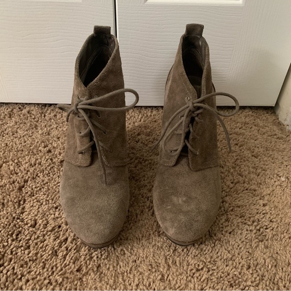 Jessica Simpson Wedges - Picture 3 of 6